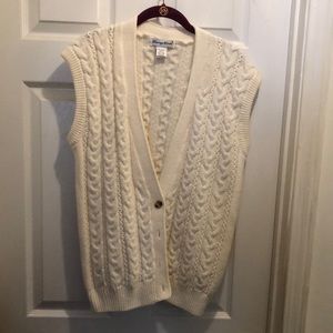 Cream color sleeveless 4 button sweater. Size M